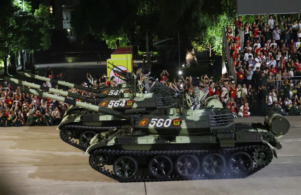 Xe quan su 10.jpg