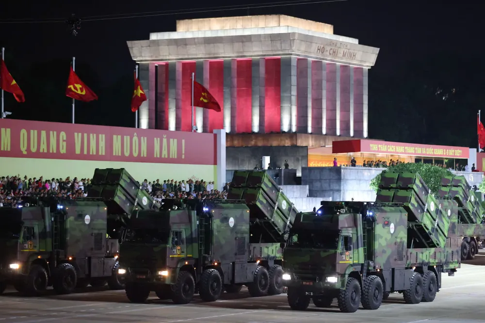 Xe quan su 19.jpg