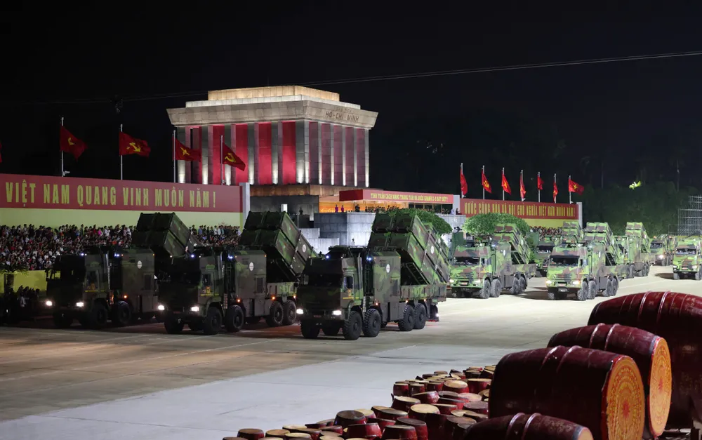 Xe quan su 3.jpg