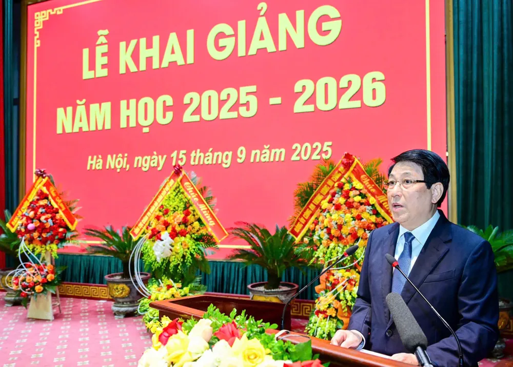 Chủ tịch nước Lương Cường phát biểu tại buổi lễ. Ảnh: VIẾT CHUNG CTN du le Hoc vien QP 7.jpg