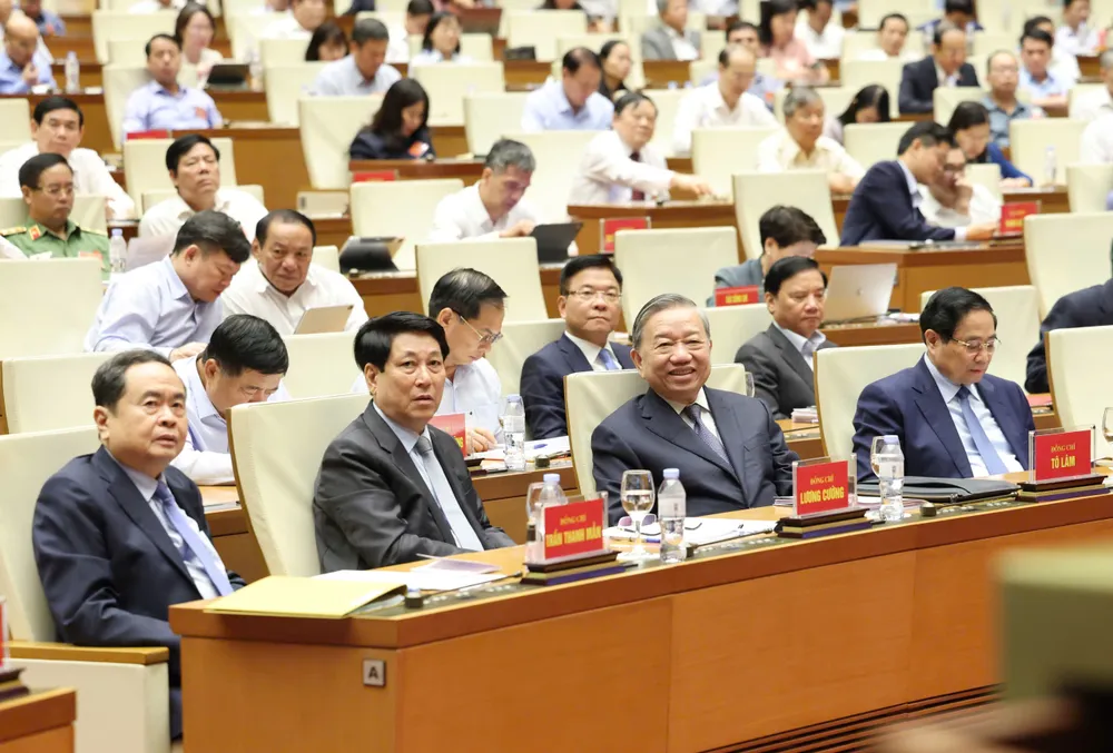 Tổng Bí thư Tô Lâm và các đại biểu dự hội nghị tại điểm cầu Trung ương. Ảnh: QUANG PHÚC Anh HN quan triet 4 NQ 25.jpg