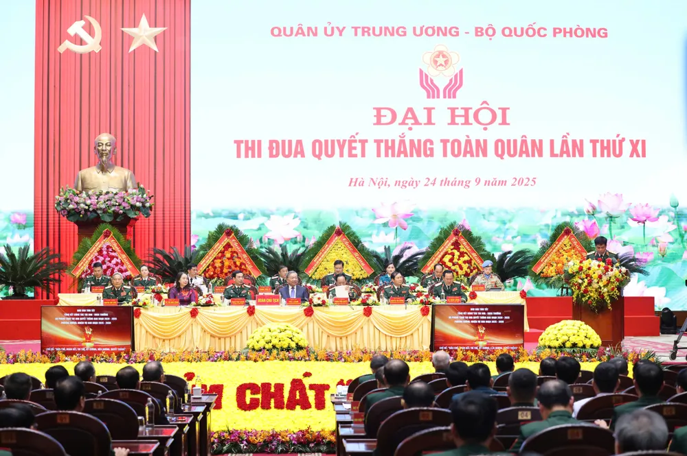 Quang cảnh đại hội. Ảnh: QUANG PHÚC DH Thi dua Quyet thang toan quan 17.jpg