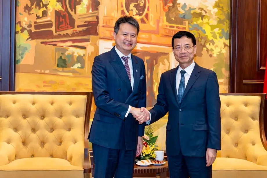 Bộ trưởng Bộ KH-CN Nguyễn Mạnh Hùng và ông Daren Tang, Tổng Giám đốc WIPO tại cuộc làm việc. Ảnh: MST Anh Bo KHCN - WIPO 1.jpeg