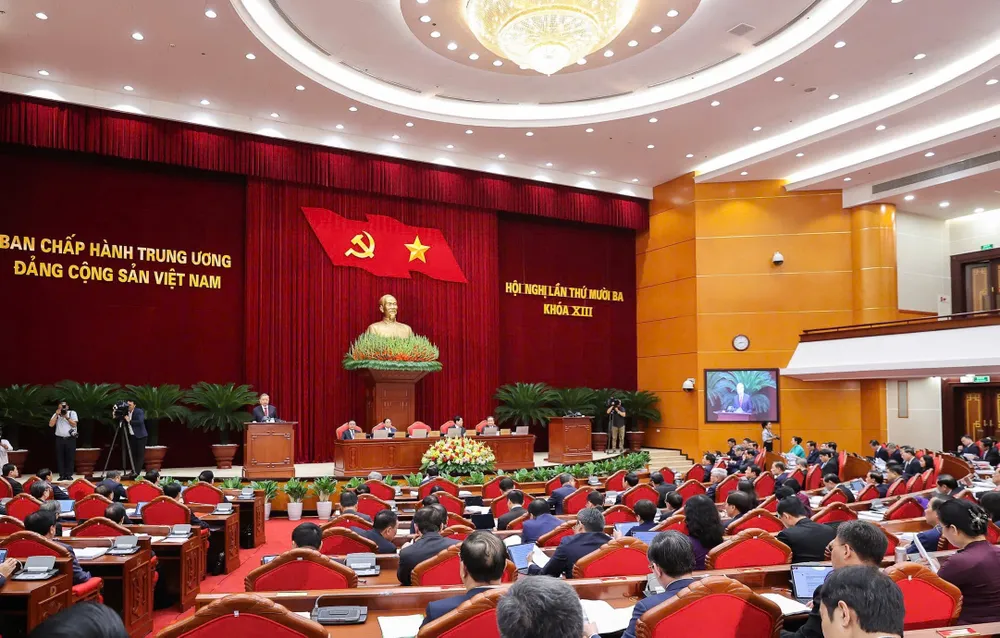 Quang cảnh phiên khai mạc hội nghị. Ảnh: VIẾT CHUNG Khai mac HNTW muoi ba 5.jpg