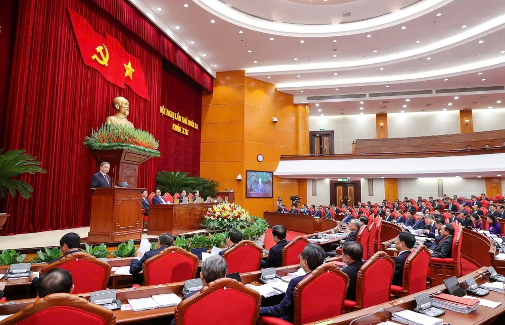 Quang cảnh phiên khai mạc hội nghị. Ảnh: VIẾT CHUNG Khai mac HNTW muoi ba 7.jpg