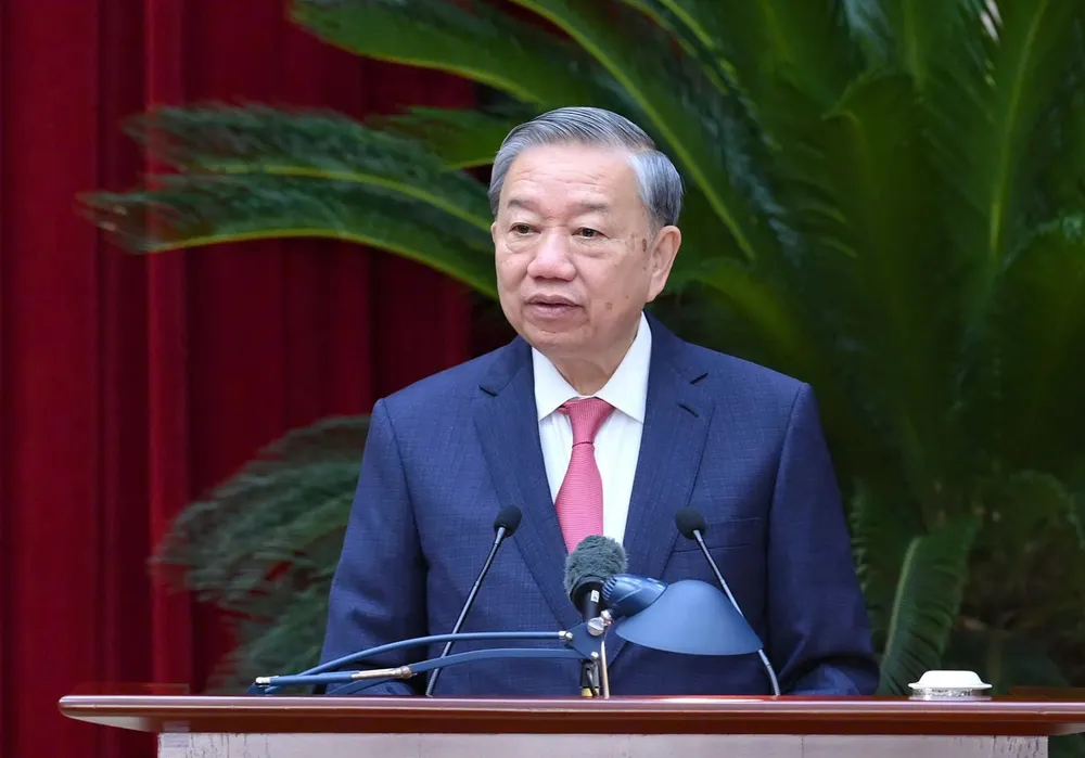 Tổng Bí thư Tô Lâm phát biểu bế mạc hội nghị. Ảnh: VIẾT CHUNG Anh HNTW 13 be mạc 1.jpg