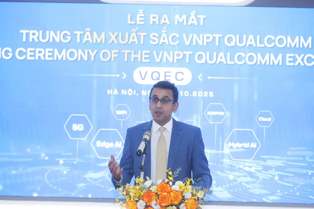 Ông Akash Palkhiwala phát biểu tại sự kiện Anh VNPT- Qualcomm 2.jpg