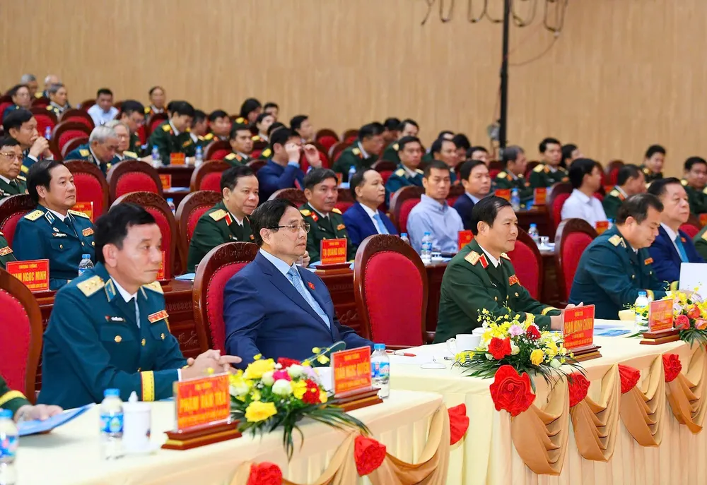 Thủ tướng Phạm Minh Chính và các đại biểu tại buổi lễ. Ảnh: VIẾT CHUNG Quan chung PKKQ 5.jpg