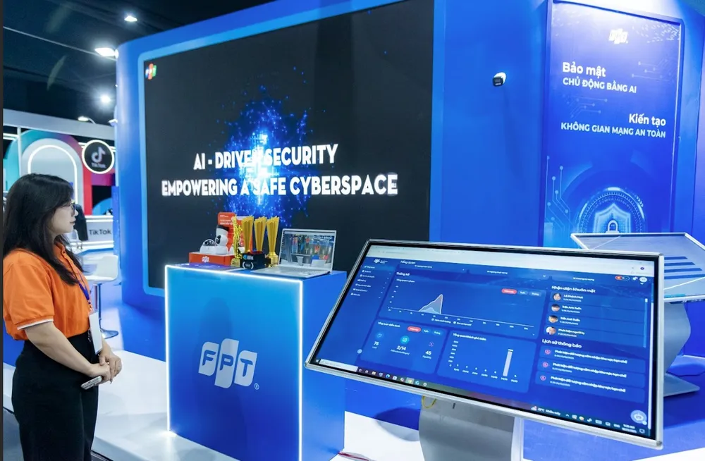 Artificial intelligence security monitoring platform selected for deployment in several national projects FPT - Cong uoc Ha Noi 3.jpg