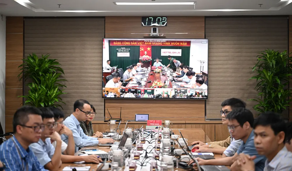 Viettel kich hoat he thong ung pho cap do cao nhat de dam bao thong tin thong suot trong bao so 13.jpg