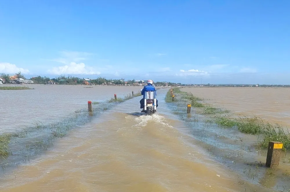 VNPT ket noi trong bao lu 5.jpg