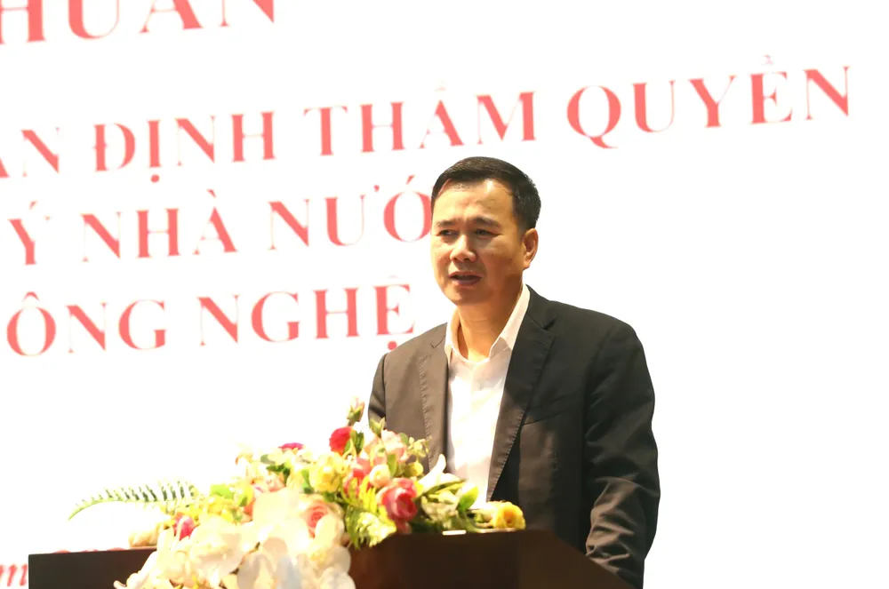Tạp huan Bo KHCN 3.jpg