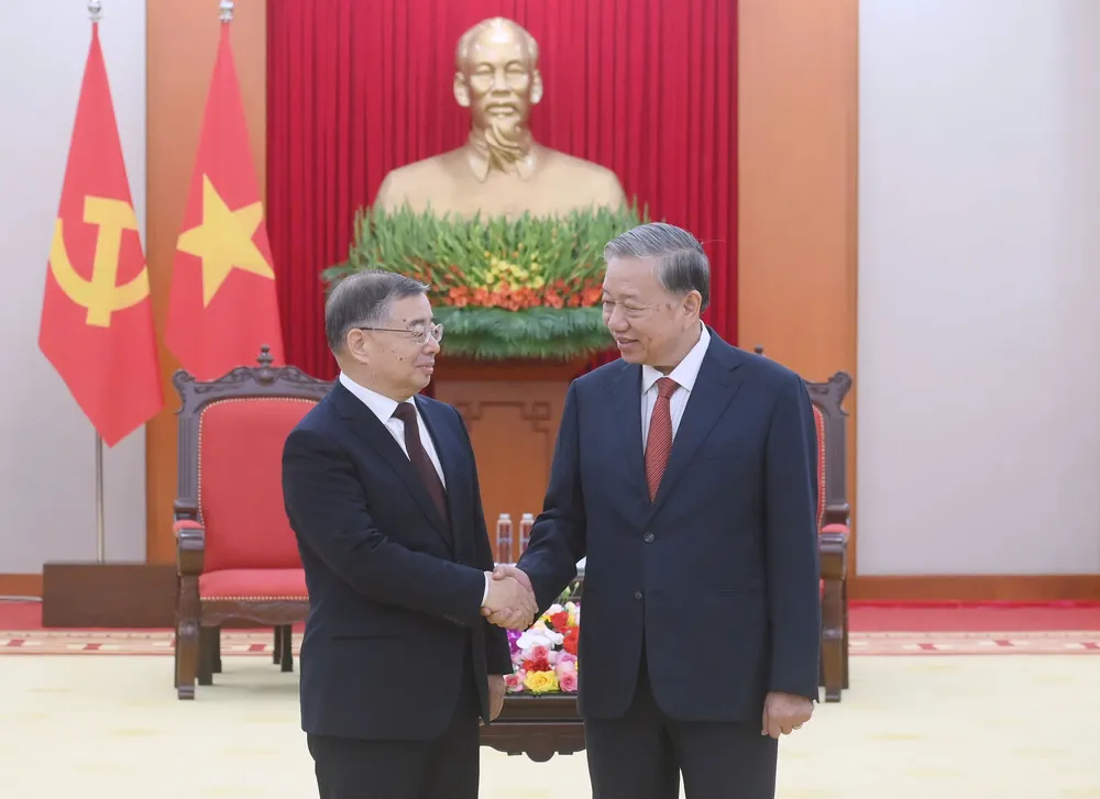 TBT To Lam tiep doan Bi thu Ban Bi thu TQ 2.jpg