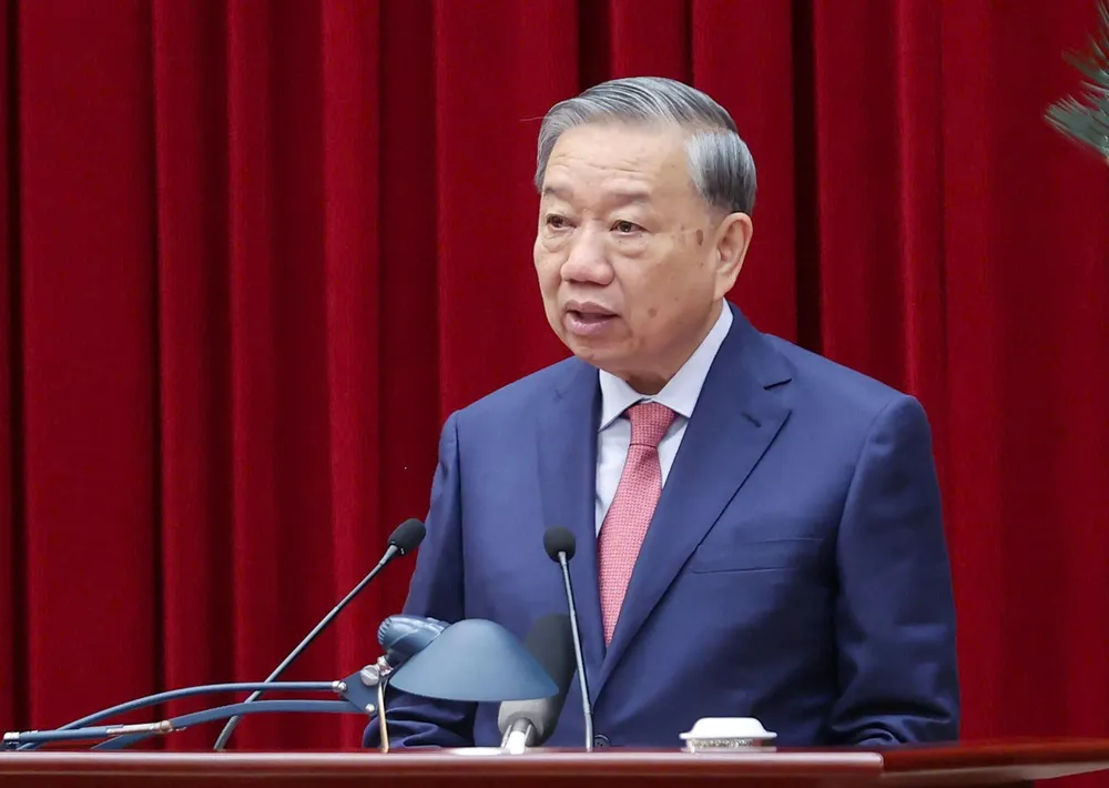 HN Trung uong 15 khai mac 7.jpg