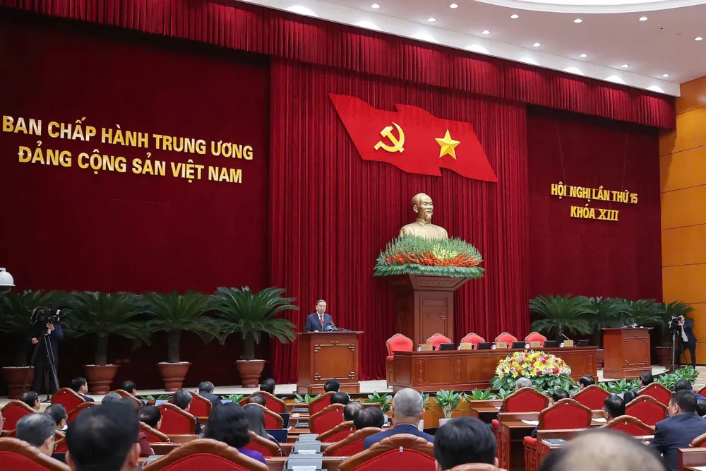 HN Trung uong 15 be mac 5.jpg