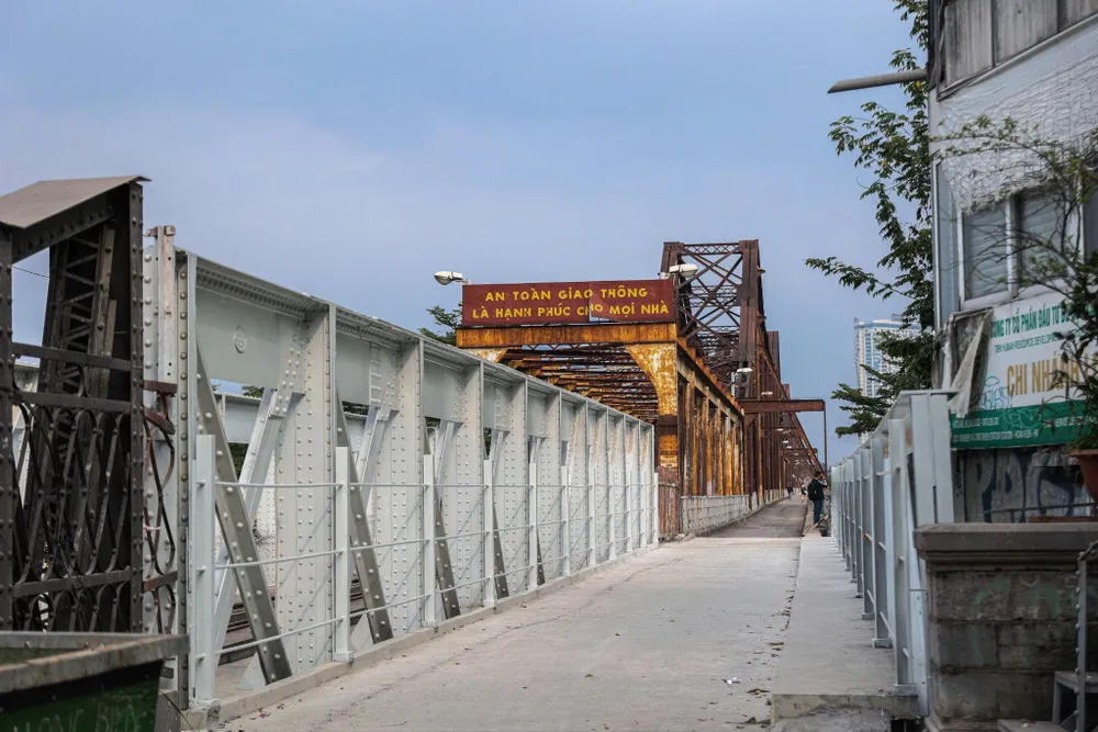 Cau Long Bien 5.jpg