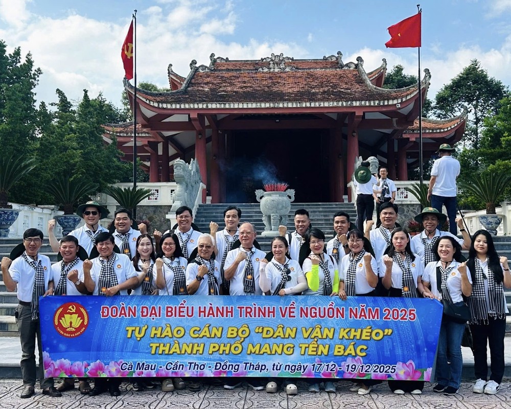 “民运巧手”代表团赴南部西区参加溯源之旅。