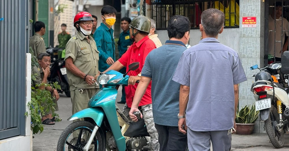 Công an phong tỏa hiện trường vụ giết người tại quận 8 hôm 22-11