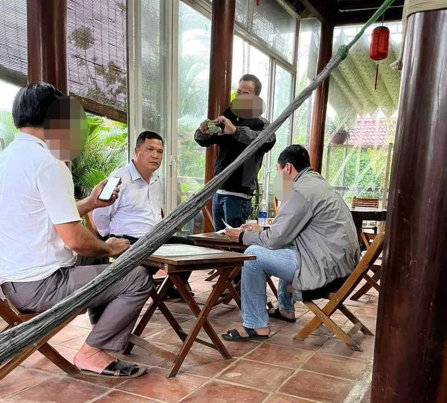 Đối tượng Đặng Ngọc Bảo lúc bị bắt quả tang Đối tượng Đặng Ngọc Bảo lúc bị bắt quả tang