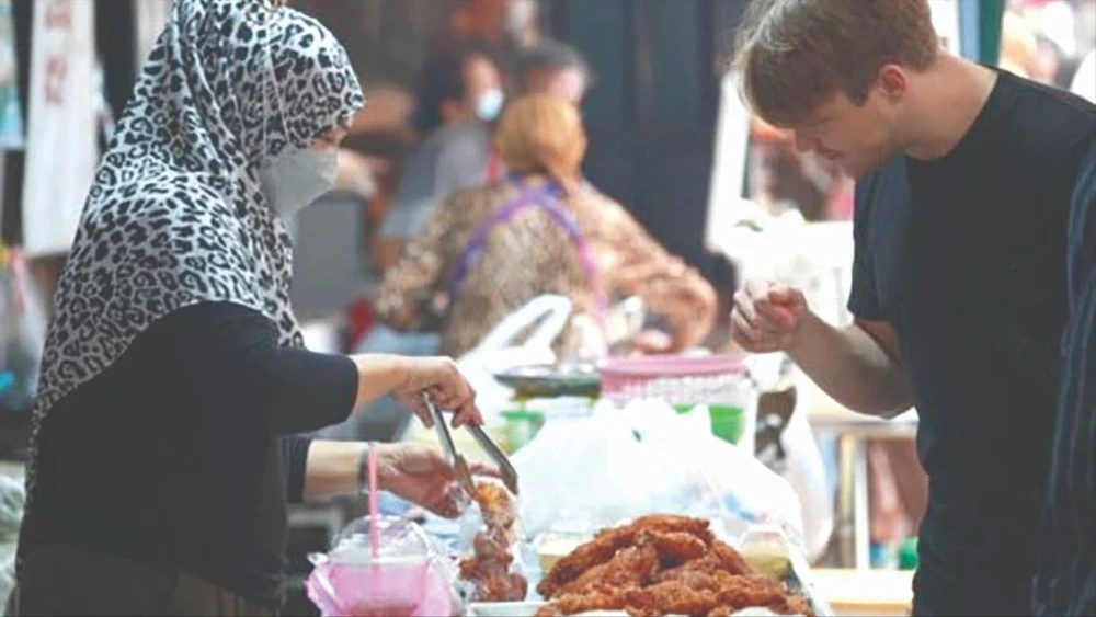 Một quầy thực phẩm Halal tại Bangkok, Thái Lan. Ảnh: BANGKOK POST