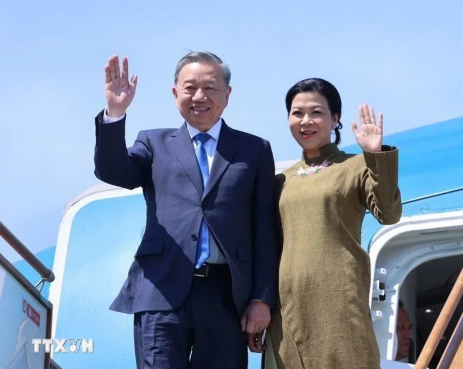 Tổng Bí thư Tô Lâm và Phu nhân rời Thủ đô Baku, kết thúc tốt đẹp chuyến thăm cấp Nhà nước tới Cộng hòa Azerbaijan. Ảnh: Thống Nhất/TTXVN Screenshot 2025-05-08 214023.png