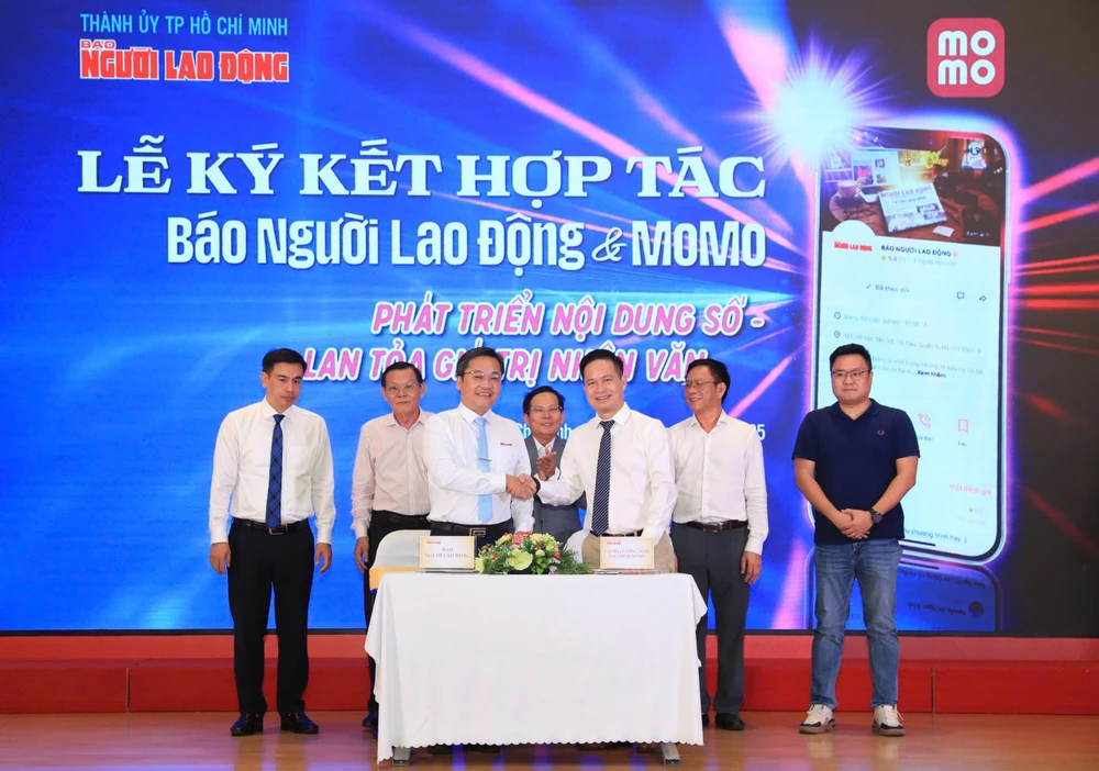 Lễ ký kết hợp tác toàn diện giữa Báo Người Lao Động và MoMo diễn ra lúc 14 giờ chiều nay, 12-5. Ảnh: Hoàng Triều z6593772037021_c7bdb7fcd4f98ef6fedb5491a172f8db.jpg
