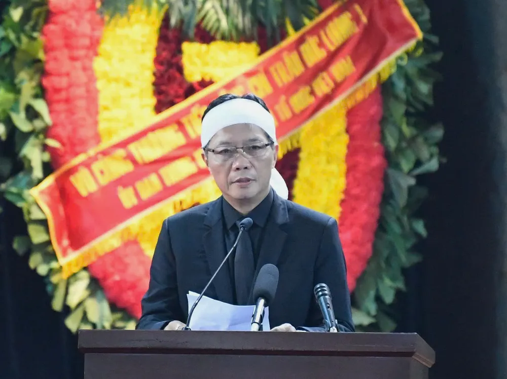 Ông Trần Tuấn Anh phát biểu đáp từ. Ảnh: QUANG PHÚC tran-tuan-anh-5230-5965.jpg