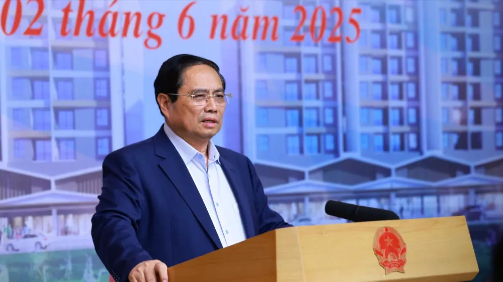 Prime Minister Pham Minh Chinh chaired the conference, afternoon of June 2. 1.jpg