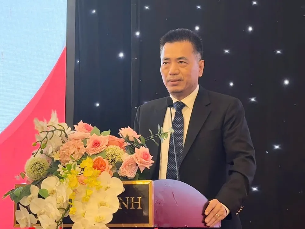 Ông Ngô Đức Bình, Tổng Giám đốc Công ty TNHH Bình Việt Đức phát biểu tại hội nghị a6f794208eb63ae863a7.jpg