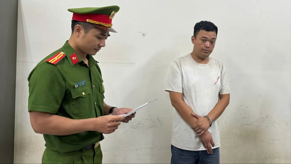 Thái Ngọc Anh tại cơ quan công an. Ảnh: Công an Hà Nội