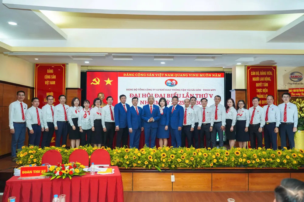Ban Chấp hành Đảng bộ SAMCO nhiệm kỳ 2025-2030. Ảnh: QUỐC HÙNG z6725190277861_2e3118a06bbf169922af4e6d0dfff66a.jpg