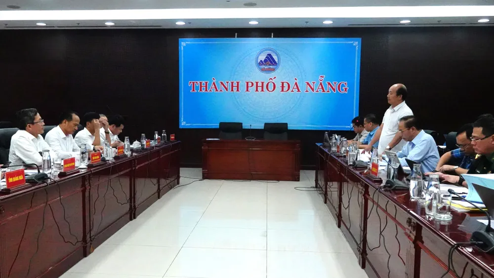 Toàn cảnh buổi làm việc. Ảnh: XUÂN QUỲNH