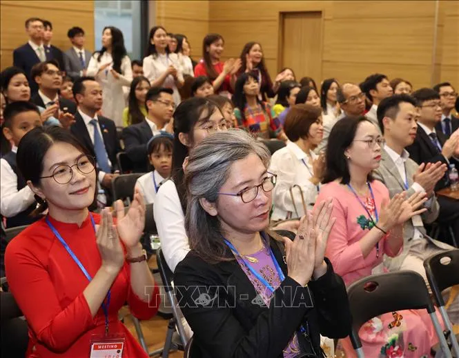 Các đại biểu tham dự buổi gặp. Ảnh: Thống Nhất/TTXVN tbt-to-lam-han-quoc-10082025-05.jpg