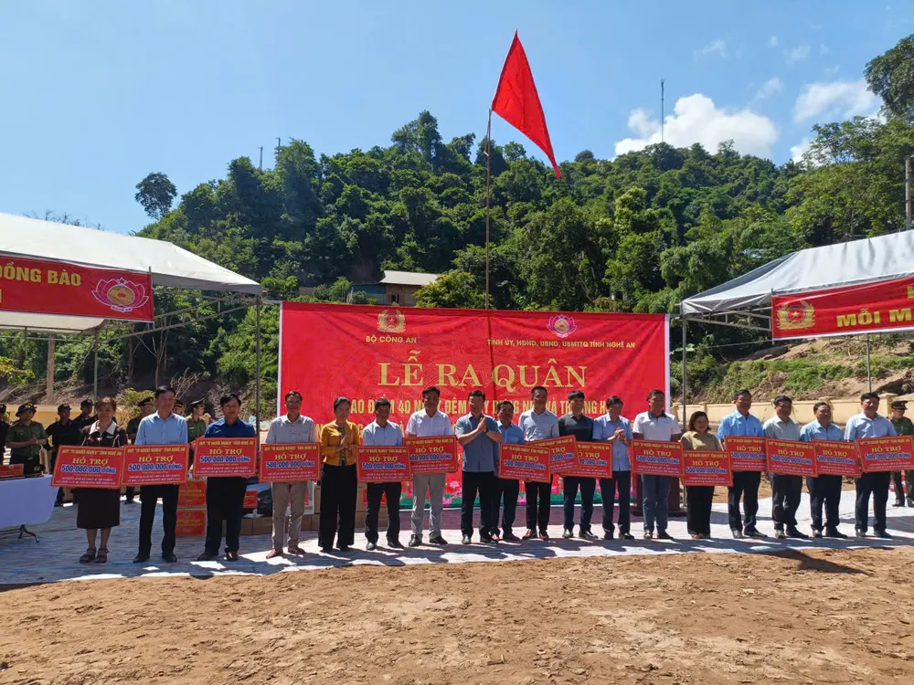 Toàn cảnh lễ phát động ảnh 1.jpg