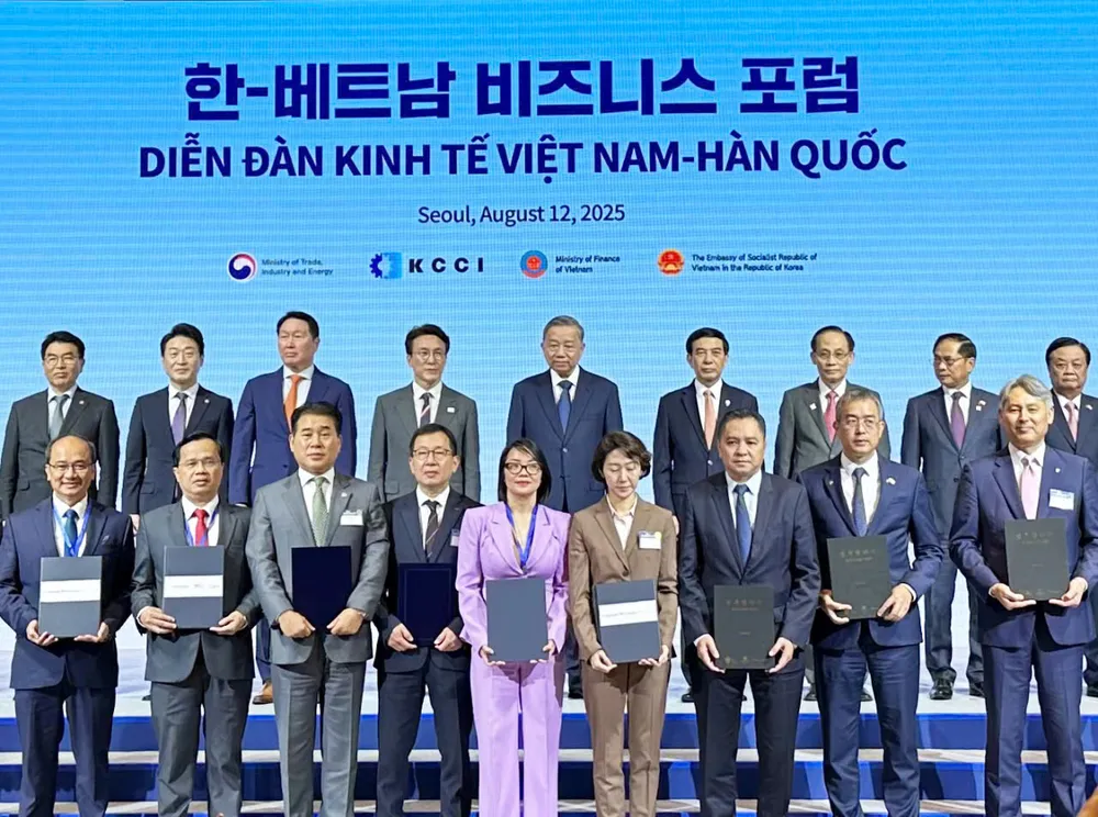 Tổng Bí thư Tô Lâm và Thủ tướng Hàn Quốc Kim Min-Seok chứng kiến trao bản hợp tác giữa các đơn vị du lịch, hàng không hai nước: KTO, Saigontourist Group, Vietnam Airlines, SECC, Lữ hành Saigontourist, Hanatour df2686e366e6eeb8b7f7.jpg