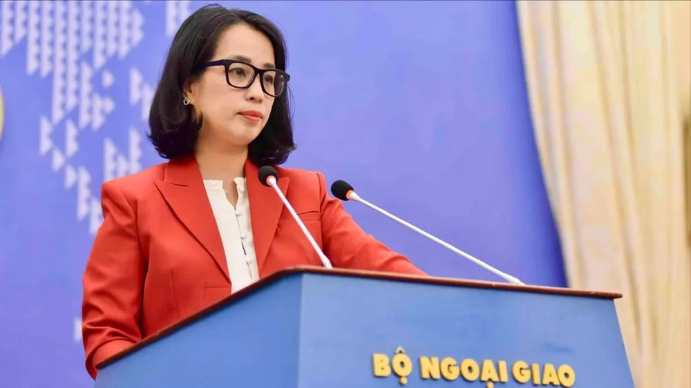 Người phát ngôn Bộ Ngoại giao Phạm Thu Hằng IMG.jpg