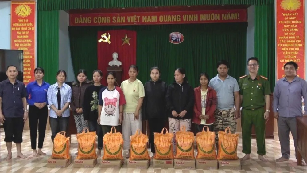 Xã Sông Kôn (TP Đà Nẵng) hỗ trợ hộ dân nguy cơ thiếu đói