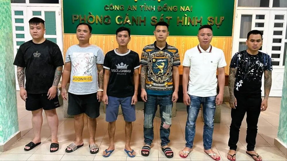 Nhóm đối tượng cho vay lãi nặng vừa bị cơ quan Công an tỉnh Đồng Nai triệt phá. Ảnh: CAT