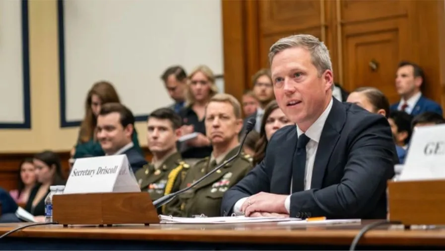 X: Bộ trưởng Lục quân Mỹ Daniel Driscoll