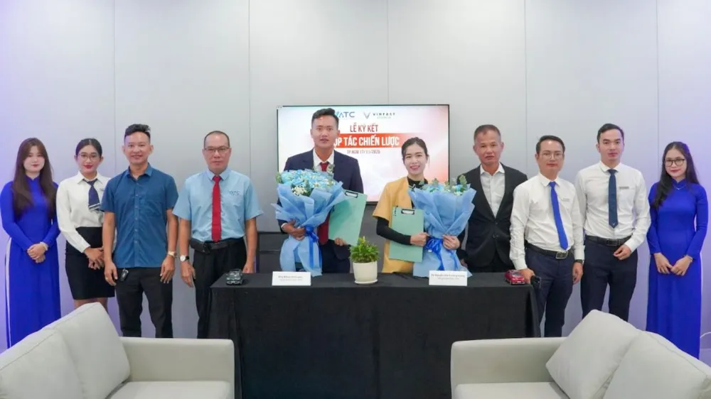 Lễ ký kết hợp tác chiến lược giữa VFXanh Việt Nam và VATC tại showroom 3S Thủ Đức