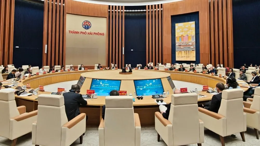 Quang cảnh hội nghị