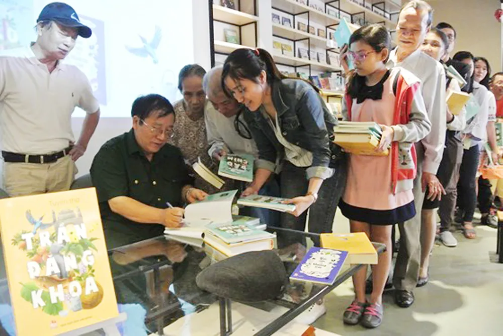 Trần Đăng Khoa: “Nếu thi ứng khẩu thành thơ thì ngày trước chắc tôi vô địch đấy!” ảnh 4