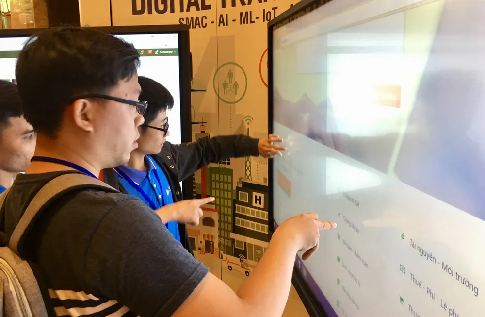 Hội thảo Smart City 360 độ đề xuất nhiều giải pháp cho đô thị thông minh ảnh 2 Hội thảo Smart City 360 độ đề xuất nhiều giải pháp cho đô thị thông minh ảnh 2