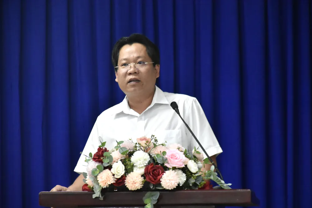 Herr Vo Van Len, biträdande direktör för jordbruks- och miljödepartementet i An Giang-provinsen, talade vid mötet. _DSC2902.jpg