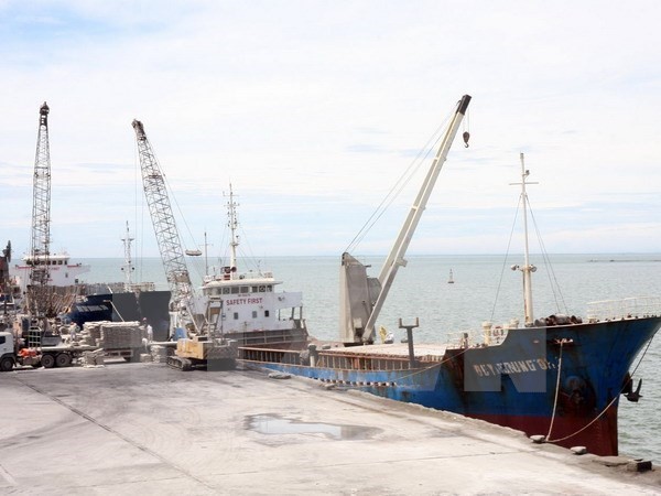 Nghi Son deep water port in Thanh Hoa Province (Photo: VNA)