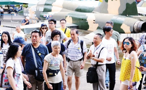 Tourists in Ho Chi Minh City (Photo: SGGP)