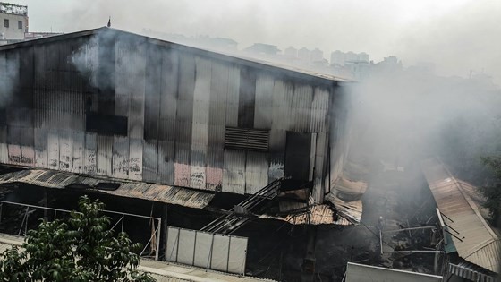 VIDEO: No one dies in blaze in Hanoi market