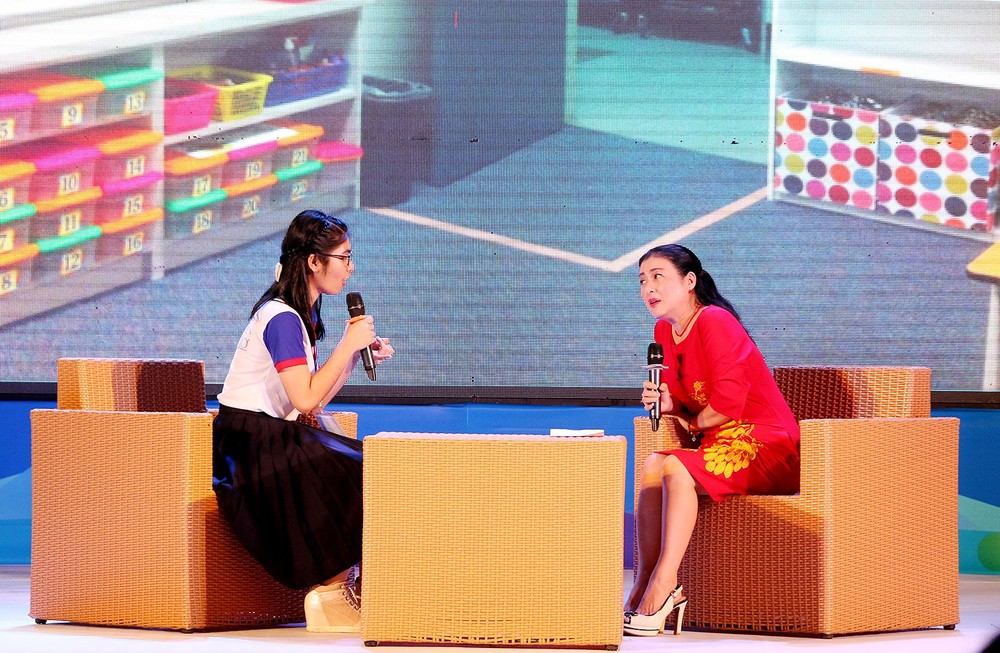 twelfth grader Yamashita Hong An in the contest's Song Voi Uoc Mo ( Living with the Dream) (Photo: SGGP)