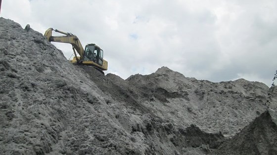 Relevant agencies look for market to sell eight million tons of coal residues