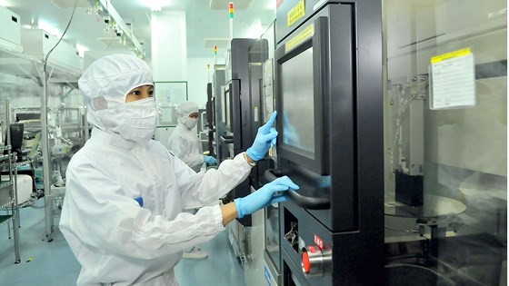 At a Japanese-invested company (Photo: SGGP)